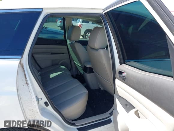 ✅ 2011 Mazda CX-7 i Touring • VIN: JM3ER2C53B0378211 • Лот: 42858913. Опубликован ранее на IAAI с пробегом 121 538 миль. Бесплатный доступ к архиву аукционных продаж из США и подробный отчёт об истории автомобиля на DreamBid. Изображение 8.