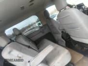 ✅ 2017 Ford Transit XL • VIN: 1FBZX2ZMXHKA05361 • Lot: 41852894. Wystawiony na IAAI z przebiegiem 176 856 mil. Bezpłatny archiwum sprzedaży aukcyjnych z USA i szczegółowy raport historii pojazdu na DreamBid. Zdjęcie 8.