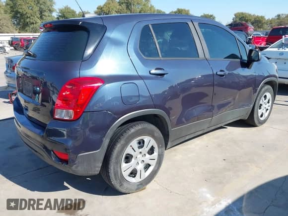 2019 Chevrolet Trax LS с VIN 3GNCJKSB4KL115282, выставлен на аукционе IAAI как лот 43408337 с пробегом 169 454 миль миль и . История ставок и продаж доступна на DreamBid. Изображение 4.