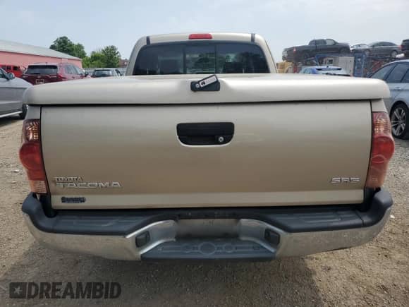 2006 Toyota Tacoma z VIN 5TETX22N66Z148773, wystawiony jako Copart lot #59868075 z przebiegiem 231 879 mil mil oraz Czysty tytuł • Clean title. Historia ofert i sprzedaży dostępna na DreamBid. Obrazek 6.