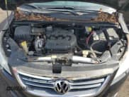 ✅ 2009 Volkswagen Routan SEL • VIN: 2V8HW54X19R595759 • Lot: 72404974. Wystawiony na Copart z przebiegiem 160 585 mil. Bezpłatny archiwum sprzedaży aukcyjnych z USA i szczegółowy raport historii pojazdu na DreamBid. Zdjęcie 12.