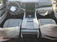 ✅ 2025 Jeep Wagoneer Series II • VIN: 1C4SJVBP9SS513879 • Lot: 71863185. Listed on Copart with 2,825 mi. Free auction sales archive from the USA and detailed vehicle history report at DreamBid. Image 8.