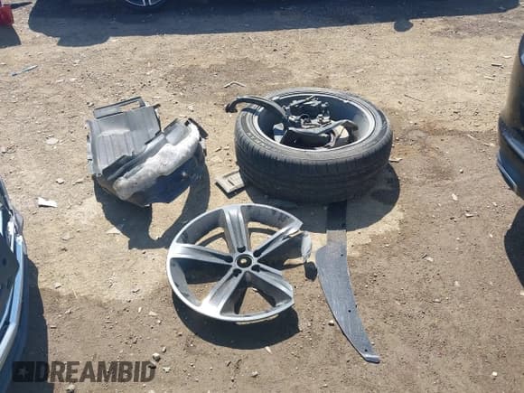 ✅ 2018 Dodge Charger R/T • VIN: 2C3CDXCT6JH205940 • Lot: 42227254. Wystawiony na IAAI z przebiegiem 82 475 mil. Bezpłatny archiwum sprzedaży aukcyjnych z USA i szczegółowy raport historii pojazdu na DreamBid. Zdjęcie 11.