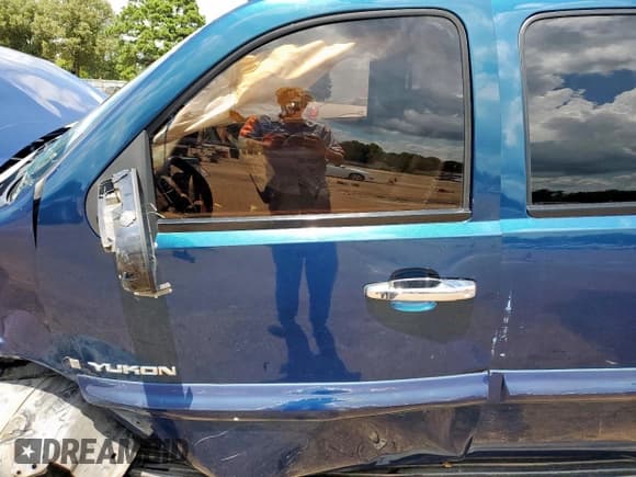 ✅ 2007 GMC Yukon SLT • VIN: 1GKFC13J57R245401 • Лот: 69094155. Опубликован ранее на Copart с пробегом Не указан. Бесплатный доступ к архиву аукционных продаж из США и подробный отчёт об истории автомобиля на DreamBid. Изображение 7.