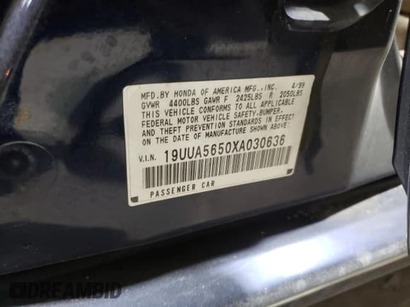 ✅ 1999 Acura TL • VIN: 19UUA5650XA030636 • Lot: 92711415. Listed on Copart with 122,834 mi. Free auction sales archive from the USA and detailed vehicle history report at DreamBid. Image 12.