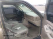 ✅ 2001 Chevrolet Suburban LT • VIN: 1GNFK16T91J146766 • Лот: 41903826. Опубликован ранее на IAAI с пробегом Не указан. Бесплатный доступ к архиву аукционных продаж из США и подробный отчёт об истории автомобиля на DreamBid. Изображение 5.