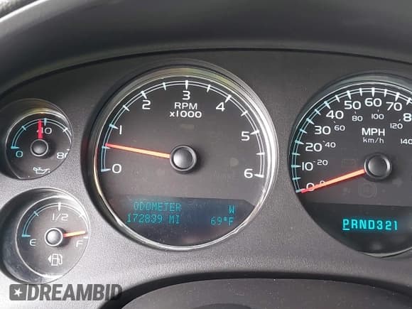 ✅ 2009 Chevrolet Silverado 1500 • VIN: 1GCEC39J69Z174643 • Lot: 42853730. Wystawiony na IAAI z przebiegiem 172 839 mil. Bezpłatny archiwum sprzedaży aukcyjnych z USA i szczegółowy raport historii pojazdu na DreamBid. Zdjęcie 7.