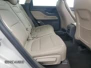 ✅ 2022 Lincoln Corsair Reserve • VIN: 5LMCJ2C90NUL02770 • Lot: 63760075. Wystawiony na Copart z przebiegiem 23 753 mil. Bezpłatny archiwum sprzedaży aukcyjnych z USA i szczegółowy raport historii pojazdu na DreamBid. Zdjęcie 10.