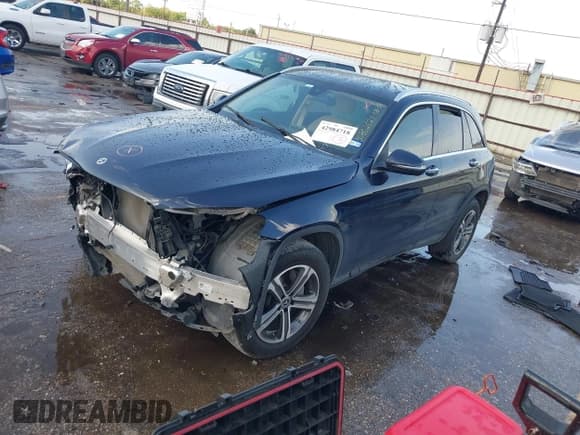 ✅ 2021 Mercedes-Benz GLC 300 • VIN: W1N0G8DB9MF966414 • Lot: 42984718. Listed on IAAI with Not provided. Free auction sales archive from the USA and detailed vehicle history report at DreamBid. Image 2.