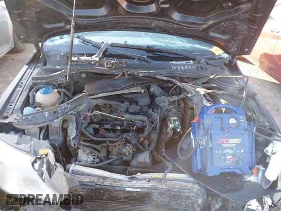 ✅ 2009 Volkswagen CC Luxury • VIN: WVWHL73C59E513107 • Lot: 43670060. Listed on IAAI with 177,870 mi. Free auction sales archive from the USA and detailed vehicle history report at DreamBid. Image 10.