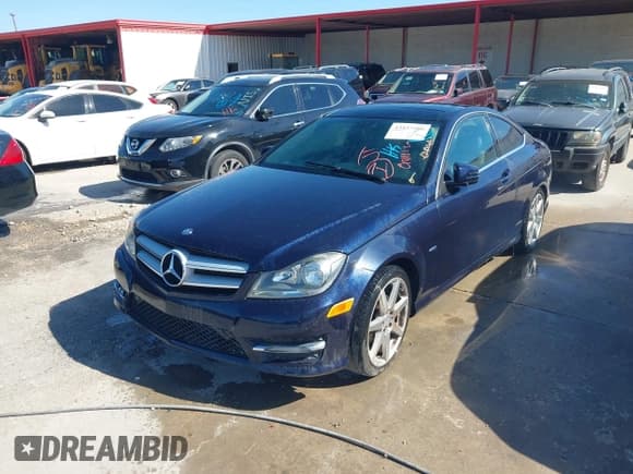 ✅ 2012 Mercedes-Benz C 250 • VIN: WDDGJ4HB1CF805053 • Lot: 43423501. Listed on IAAI with 174,362 mi. Free auction sales archive from the USA and detailed vehicle history report at DreamBid. Image 2.