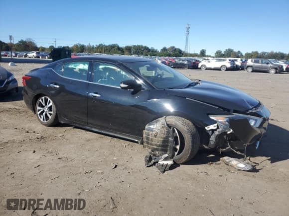 ✅ 2017 Nissan Maxima Platinum • VIN: 1N4AA6APXHC388094 • Lot: 82588035. Listed on Copart with 199,154 mi. Free auction sales archive from the USA and detailed vehicle history report at DreamBid. Image 4.