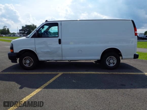✅ 2019 Chevrolet Express Cargo • VIN: 1GCWGAFP8K1370495 • Лот: 42692818. Опубликован ранее на IAAI с пробегом 73 398 миль. Бесплатный доступ к архиву аукционных продаж из США и подробный отчёт об истории автомобиля на DreamBid. Изображение 14.