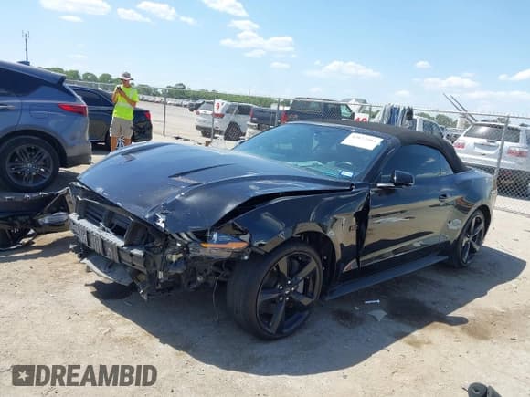 ✅ 2020 Ford Mustang GT Premium • VIN: 1FATP8FF5L5156597 • Lot: 42872594. Listed on IAAI with 42,500 mi. Free auction sales archive from the USA and detailed vehicle history report at DreamBid. Image 17.