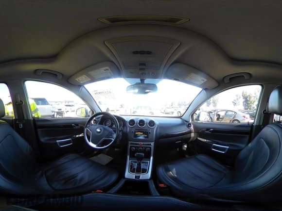 ✅ 2014 Chevrolet Captiva Sport LTZ • VIN: 3GNAL4EK3ES585886 • Lot: 42539836. Wystawiony na IAAI z przebiegiem 125 165 mil. Bezpłatny archiwum sprzedaży aukcyjnych z USA i szczegółowy raport historii pojazdu na DreamBid. Zdjęcie 18.