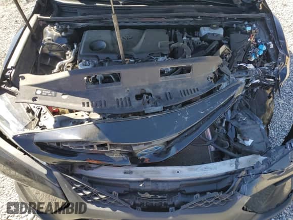 2020 Toyota Camry Hybrid SE z VIN 4T1J31AK4LU016891, wystawiony jako Copart lot #84918825 z przebiegiem 105 428 mil mil oraz Szkoda całkowita • Salvage title. Historia ofert i sprzedaży dostępna na DreamBid. Obrazek 11.