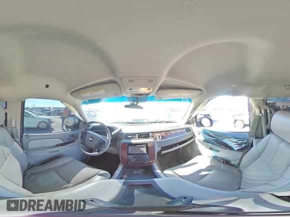 ✅ 2009 Chevrolet Suburban 2LT • VIN: 1GNFK26369J120210 • Lot: 81269375. Listed on Copart with 207,451 mi. Free auction sales archive from the USA and detailed vehicle history report at DreamBid. Image 14.