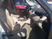 ✅ 2011 Land Rover LR4 Lux • VIN: SALAK2D4XBA565272 • Lot: 84624795. Wystawiony na Copart z przebiegiem 236 331 mil. Bezpłatny archiwum sprzedaży aukcyjnych z USA i szczegółowy raport historii pojazdu na DreamBid. Zdjęcie 5.