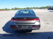 ✅ 2025 Hyundai Elantra SEL Convenience • VIN: KMHLS4DG8SU870687 • Лот: 43585085. Опубликован ранее на IAAI с пробегом 30 077 миль. Бесплатный доступ к архиву аукционных продаж из США и подробный отчёт об истории автомобиля на DreamBid. Изображение 15.