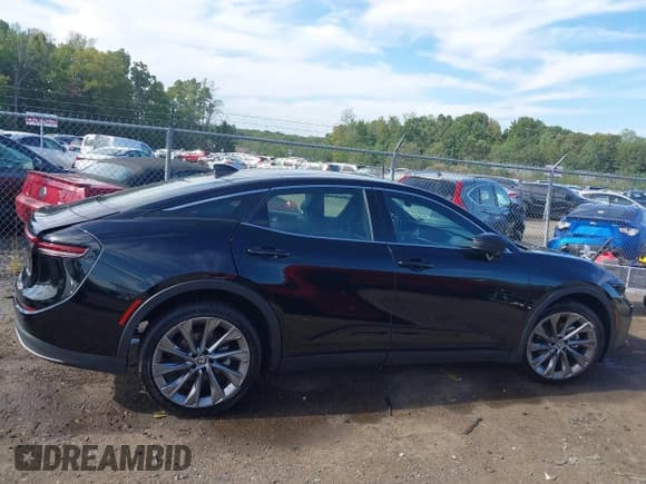 ✅ 2024 Toyota Crown Limited • VIN: JTDAAAAF4R3018961 • Lot: 43291880. Wystawiony na IAAI z przebiegiem 14 876 mil. Bezpłatny archiwum sprzedaży aukcyjnych z USA i szczegółowy raport historii pojazdu na DreamBid. Zdjęcie 12.