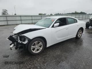 ✅ 2015 Dodge Charger SE • VIN: 2C3CDXBGXFH810071 • Лот: 84706745. Опубликован ранее на Copart с пробегом 164 725 миль. Бесплатный доступ к архиву аукционных продаж из США и подробный отчёт об истории автомобиля на DreamBid. Изображение 1.