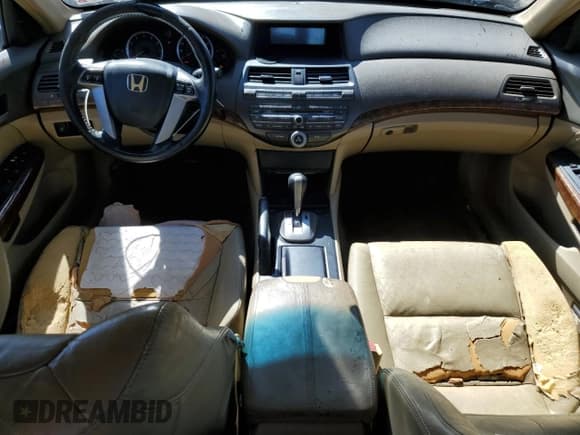 ✅ 2008 Honda Accord EX-L • VIN: 1HGCP36868A069161 • Lot: 89473785. Wystawiony na Copart z przebiegiem 291 576 mil. Bezpłatny archiwum sprzedaży aukcyjnych z USA i szczegółowy raport historii pojazdu na DreamBid. Zdjęcie 8.