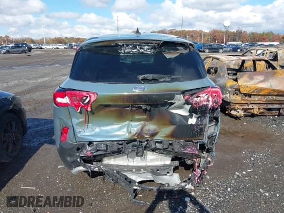 ✅ 2023 Ford Escape Active • VIN: 1FMCU9GN6PUA11672 • Lot: 43101904. Wystawiony na IAAI z przebiegiem 40 232 mil. Bezpłatny archiwum sprzedaży aukcyjnych z USA i szczegółowy raport historii pojazdu na DreamBid. Zdjęcie 16.