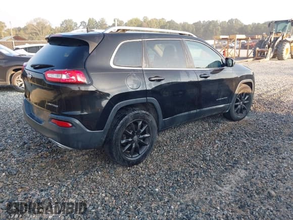 ✅ 2016 Jeep Cherokee Limited • VIN: 1C4PJLDS4GW135854 • Lot: 43254458. Listed on IAAI with 184,194 mi. Free auction sales archive from the USA and detailed vehicle history report at DreamBid. Image 4.