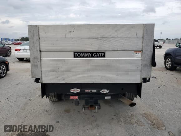 ✅ 2022 Chevrolet Silverado 2500HD • VIN: 1GC0YNE75NF101101 • Lot: 72952574. Wystawiony na Copart z przebiegiem 49 970 mil. Bezpłatny archiwum sprzedaży aukcyjnych z USA i szczegółowy raport historii pojazdu na DreamBid. Zdjęcie 6.