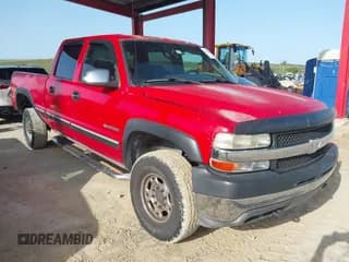 ✅ 2002 Chevrolet Silverado 2500HD LS • VIN: 1GCHK23U82F159534 • Lot: 42446194. Wystawiony na IAAI z przebiegiem 352 116 mil. Bezpłatny archiwum sprzedaży aukcyjnych z USA i szczegółowy raport historii pojazdu na DreamBid. Zdjęcie 1.