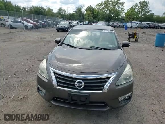 ✅ 2014 Nissan Altima SL • VIN: 1N4AL3AP8EC148644 • Lot: 71902485. Wystawiony na Copart z przebiegiem Nie podano. Bezpłatny archiwum sprzedaży aukcyjnych z USA i szczegółowy raport historii pojazdu na DreamBid. Zdjęcie 13.