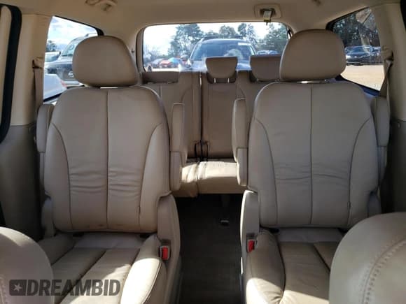 ✅ 2012 Kia Sedona EX • VIN: KNDMH4C71C6505296 • Lot: 90843155. Listed on Copart with 210,727 mi. Free auction sales archive from the USA and detailed vehicle history report at DreamBid. Image 10.