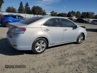 ✅ 2010 Lexus HS 250h • VIN: JTHBB1BAXA2004320 • Лот: 75460354. Опубликован ранее на Copart с пробегом 238 863 миль. Бесплатный доступ к архиву аукционных продаж из США и подробный отчёт об истории автомобиля на DreamBid. Изображение 3.