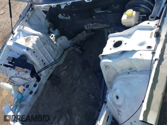 2015 Dodge Charger SRT Hellcat z VIN 2C3CDXL9XFH787696, wystawiony jako IAAI lot #40819273 z przebiegiem Nie podano mil oraz . Historia ofert i sprzedaży dostępna na DreamBid. Obrazek 10.