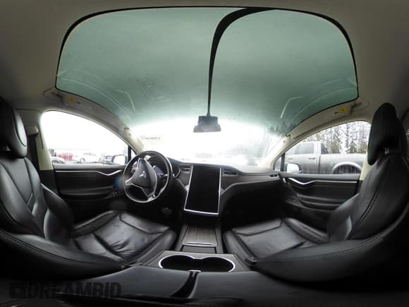 ✅ 2016 Tesla Model X 70D • VIN: 5YJXCAE21GF008741 • Lot: 43802873. Wystawiony na IAAI z przebiegiem 85 796 mil. Bezpłatny archiwum sprzedaży aukcyjnych z USA i szczegółowy raport historii pojazdu na DreamBid. Zdjęcie 23.