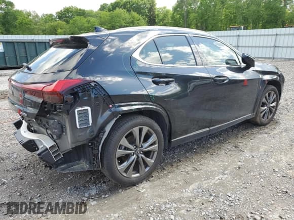 ✅ 2022 Lexus UX 200 F Sport • VIN: JTHE3JBH2N2046669 • Лот: 72200434. Опубликован ранее на Copart с пробегом 19 880 миль. Бесплатный доступ к архиву аукционных продаж из США и подробный отчёт об истории автомобиля на DreamBid. Изображение 3.