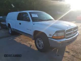 1997 Dodge Dakota z VIN 1B7GL23YXVS250828, wystawiony jako IAAI lot #42728787 z przebiegiem 201 587 mil mil oraz . Historia ofert i sprzedaży dostępna na DreamBid. Obrazek 1.