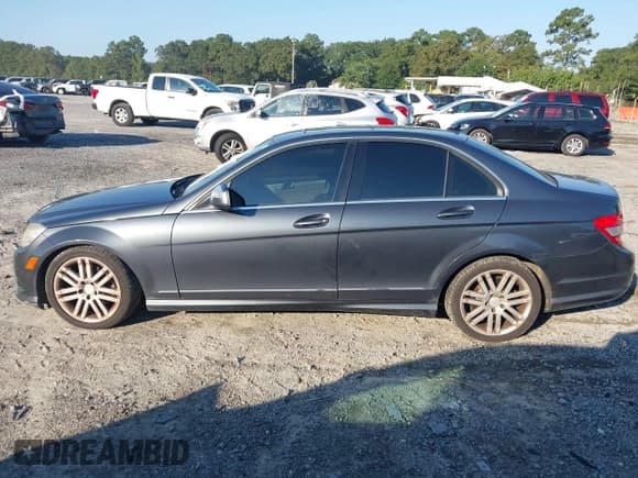 ✅ 2008 Mercedes-Benz C 300 Sport • VIN: WDDGF81X48F150019 • Lot: 43154204. Listed on IAAI with 171,729 mi. Free auction sales archive from the USA and detailed vehicle history report at DreamBid. Image 14.