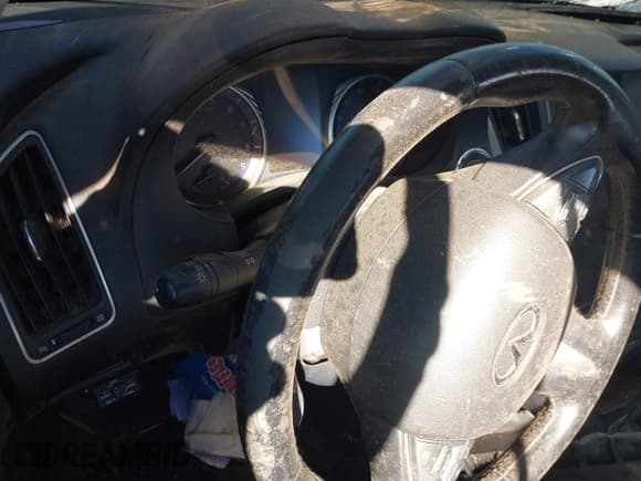 ✅ 2014 Infiniti Q50 Premium • VIN: JN1BV7AP3EM692353 • Lot: 43485818. Wystawiony na IAAI z przebiegiem Nie podano. Bezpłatny archiwum sprzedaży aukcyjnych z USA i szczegółowy raport historii pojazdu na DreamBid. Zdjęcie 14.