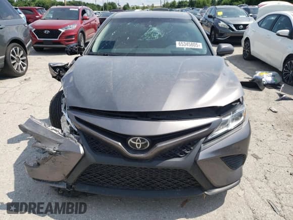 ✅ 2018 Toyota Camry SE • VIN: 4T1B11HK9JU515294 • Lot: 65345805. Listed on Copart with 119,221 mi. Free auction sales archive from the USA and detailed vehicle history report at DreamBid. Image 5.