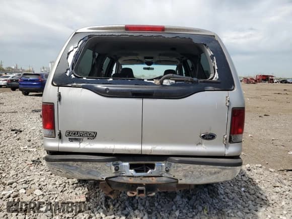 ✅ 2004 Ford Excursion Special Serv • VIN: 1FMNU41L74EA00849 • Лот: 56391645. Опубликован ранее на Copart с пробегом 258 656 миль. Бесплатный доступ к архиву аукционных продаж из США и подробный отчёт об истории автомобиля на DreamBid. Изображение 6.