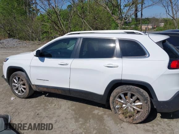 ✅ 2018 Jeep Cherokee Limited • VIN: 1C4PJLDB8JD563185 • Lot: 41997900. Wystawiony na IAAI z przebiegiem 72 902 mil. Bezpłatny archiwum sprzedaży aukcyjnych z USA i szczegółowy raport historii pojazdu na DreamBid. Zdjęcie 14.
