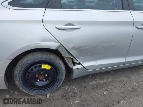 ✅ 2017 Hyundai Sonata 2.4L • VIN: 5NPE24AF3HH504339 • Лот: 43420800. Опубликован ранее на IAAI с пробегом 68 000 миль. Бесплатный доступ к архиву аукционных продаж из США и подробный отчёт об истории автомобиля на DreamBid. Изображение 6.