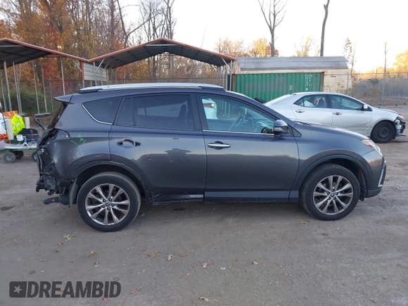 ✅ 2016 Toyota RAV4 Limited • VIN: 2T3DFREV3GW483630 • Lot: 43642425. Listed on IAAI with 98,785 mi. Free auction sales archive from the USA and detailed vehicle history report at DreamBid. Image 13.
