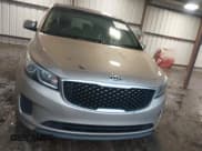 ✅ 2017 Kia Sedona LX • VIN: KNDMB5C14H6225446 • Лот: 43545460. Опубликован ранее на IAAI с пробегом 160 767 миль. Бесплатный доступ к архиву аукционных продаж из США и подробный отчёт об истории автомобиля на DreamBid. Изображение 12.