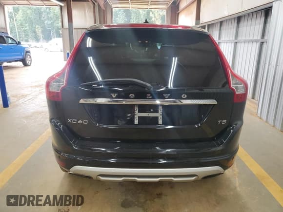 ✅ 2017 Volvo XC60 Dynamic • VIN: YV440MDR6H2070097 • Лот: 80476425. Опубликован ранее на Copart с пробегом 158 348 миль. Бесплатный доступ к архиву аукционных продаж из США и подробный отчёт об истории автомобиля на DreamBid. Изображение 6.