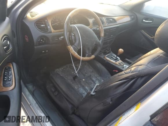 ✅ 2002 Jaguar S-Type • VIN: SAJDA01P92GM27716 • Lot: 75120804. Wystawiony na Copart z przebiegiem Nie podano. Bezpłatny archiwum sprzedaży aukcyjnych z USA i szczegółowy raport historii pojazdu na DreamBid. Zdjęcie 8.