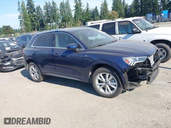 ✅ 2025 Audi Q3 S line Premium • VIN: WA1DECF31S1055912 • Lot: 42830925. Listed on IAAI with 3,500 mi. Free auction sales archive from the USA and detailed vehicle history report at DreamBid. Image 1.