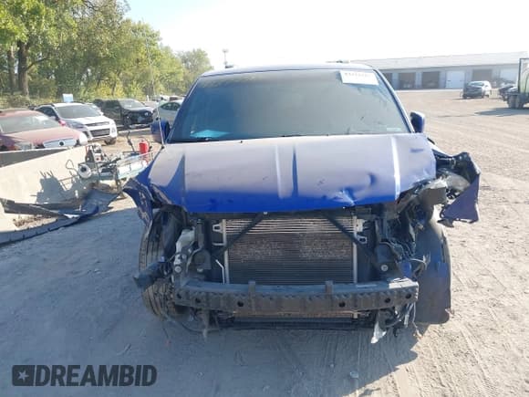 ✅ 2019 Dodge Grand Caravan GT • VIN: 2C4RDGEG2KR562288 • Лот: 43372567. Опубликован ранее на IAAI с пробегом 121 694 миль. Бесплатный доступ к архиву аукционных продаж из США и подробный отчёт об истории автомобиля на DreamBid. Изображение 13.