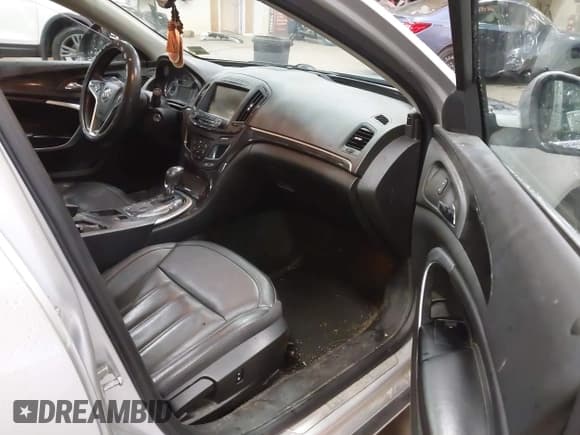 ✅ 2017 Buick Regal Sport Touring • VIN: 2G4GL5EXXH9197815 • Lot: 42855865. Wystawiony na IAAI z przebiegiem 125 351 mil. Bezpłatny archiwum sprzedaży aukcyjnych z USA i szczegółowy raport historii pojazdu na DreamBid. Zdjęcie 5.